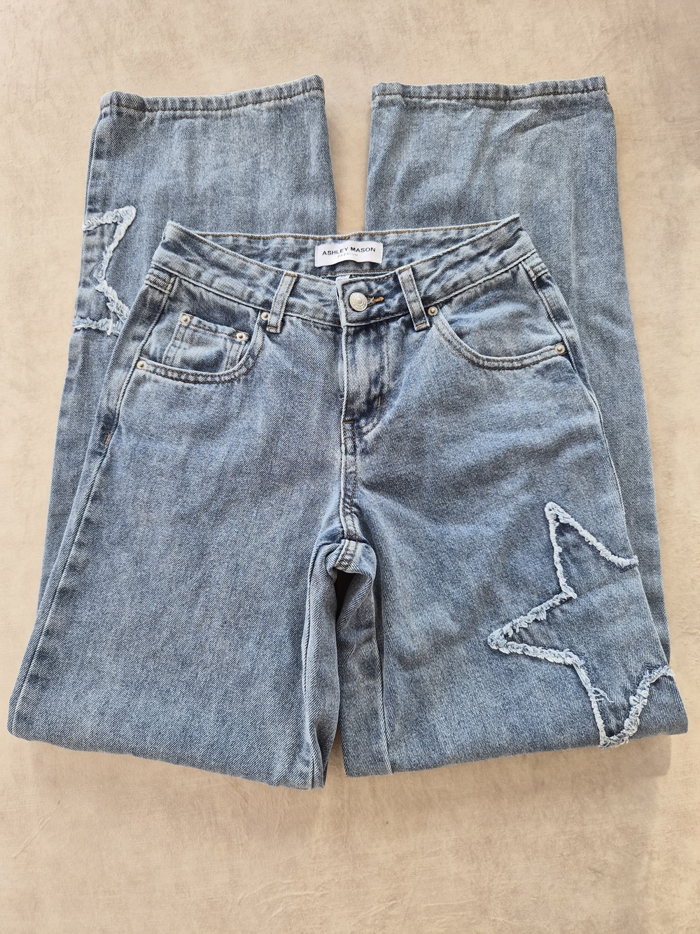 Ashley Mason Frayed Star Patch Wide Leg Jeans 00/23